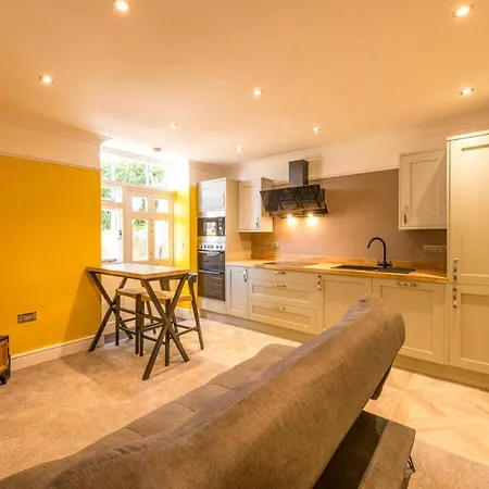 Apsley Villas-free Parking By Prescott
