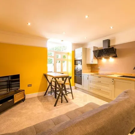 Apsley Villas-free Parking By Prescott *